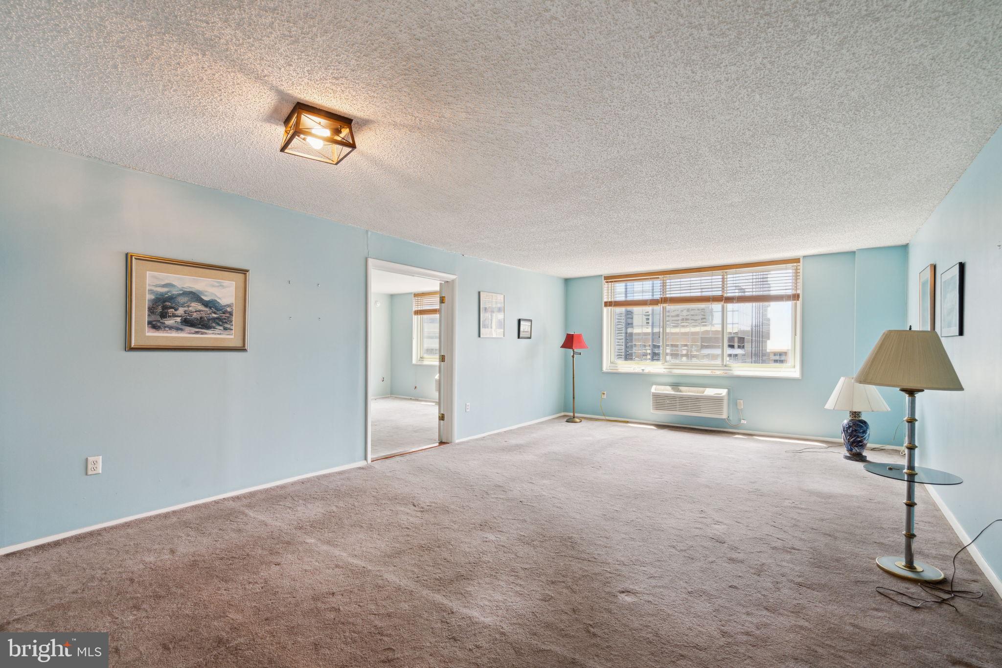 1901 JOHN F KENNEDY BOULEVARD 2912-13