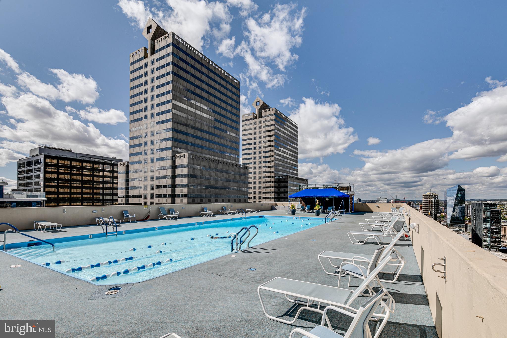 1901 JOHN F KENNEDY BOULEVARD 2912-13