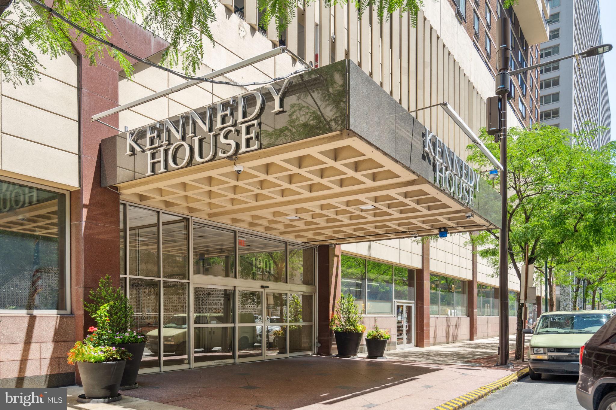 1901 JOHN F KENNEDY BOULEVARD 2912-13