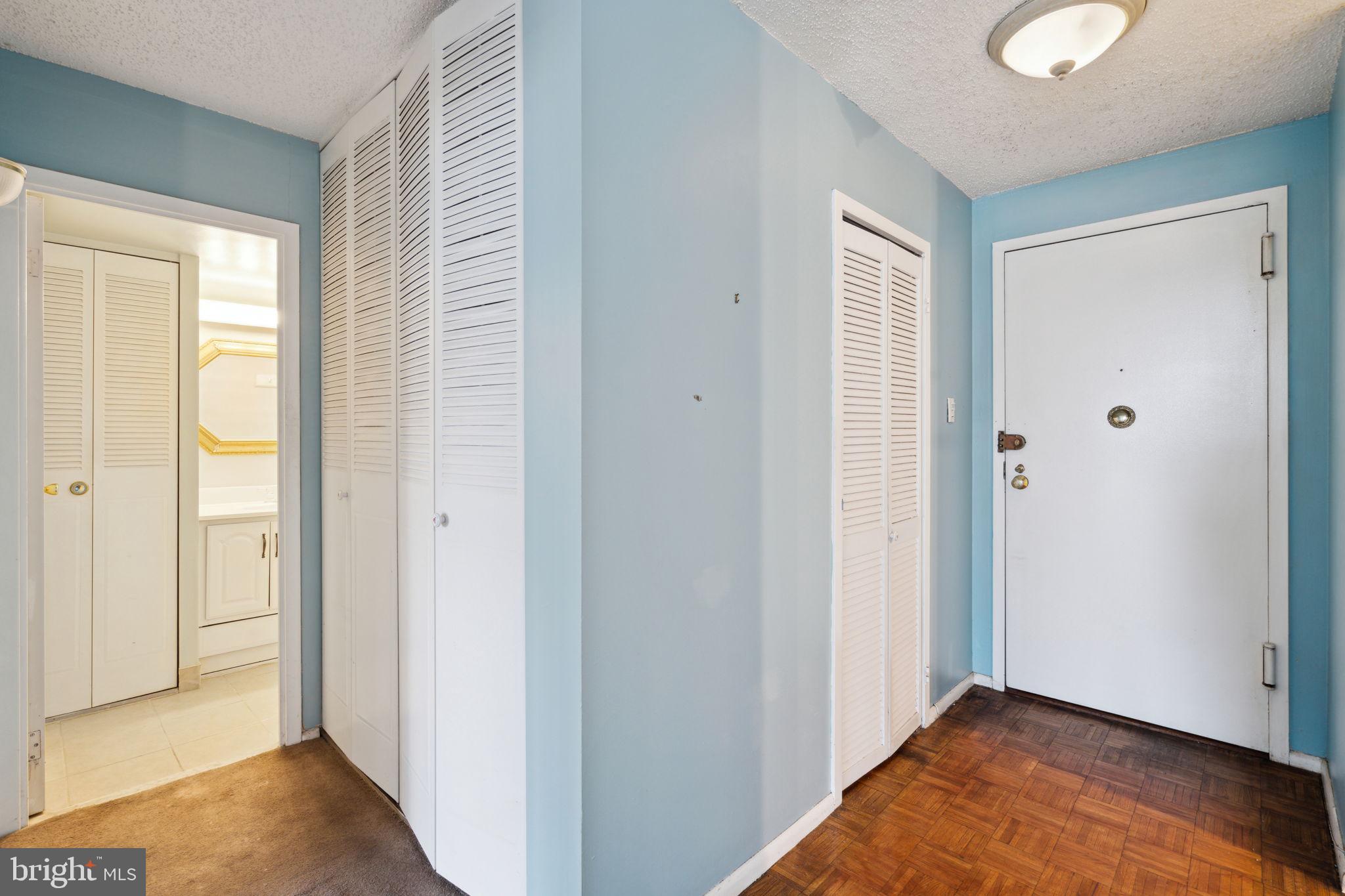 1901 JOHN F KENNEDY BOULEVARD 2912-13