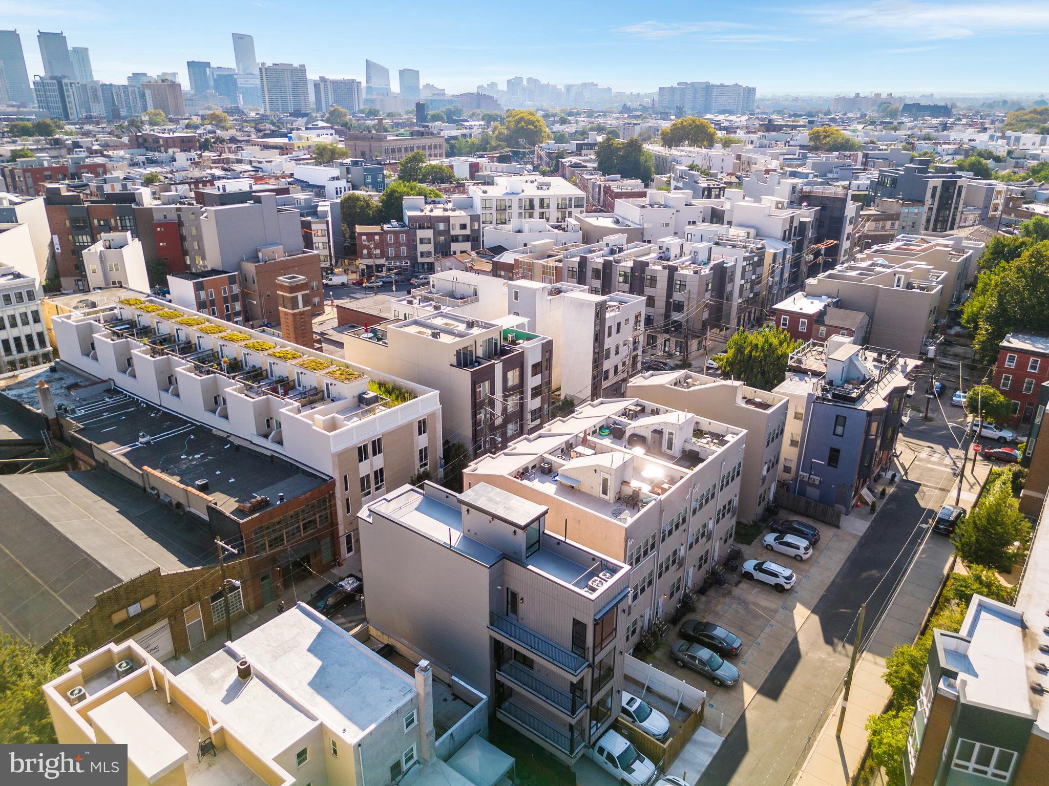1527 OGDEN STREET 2