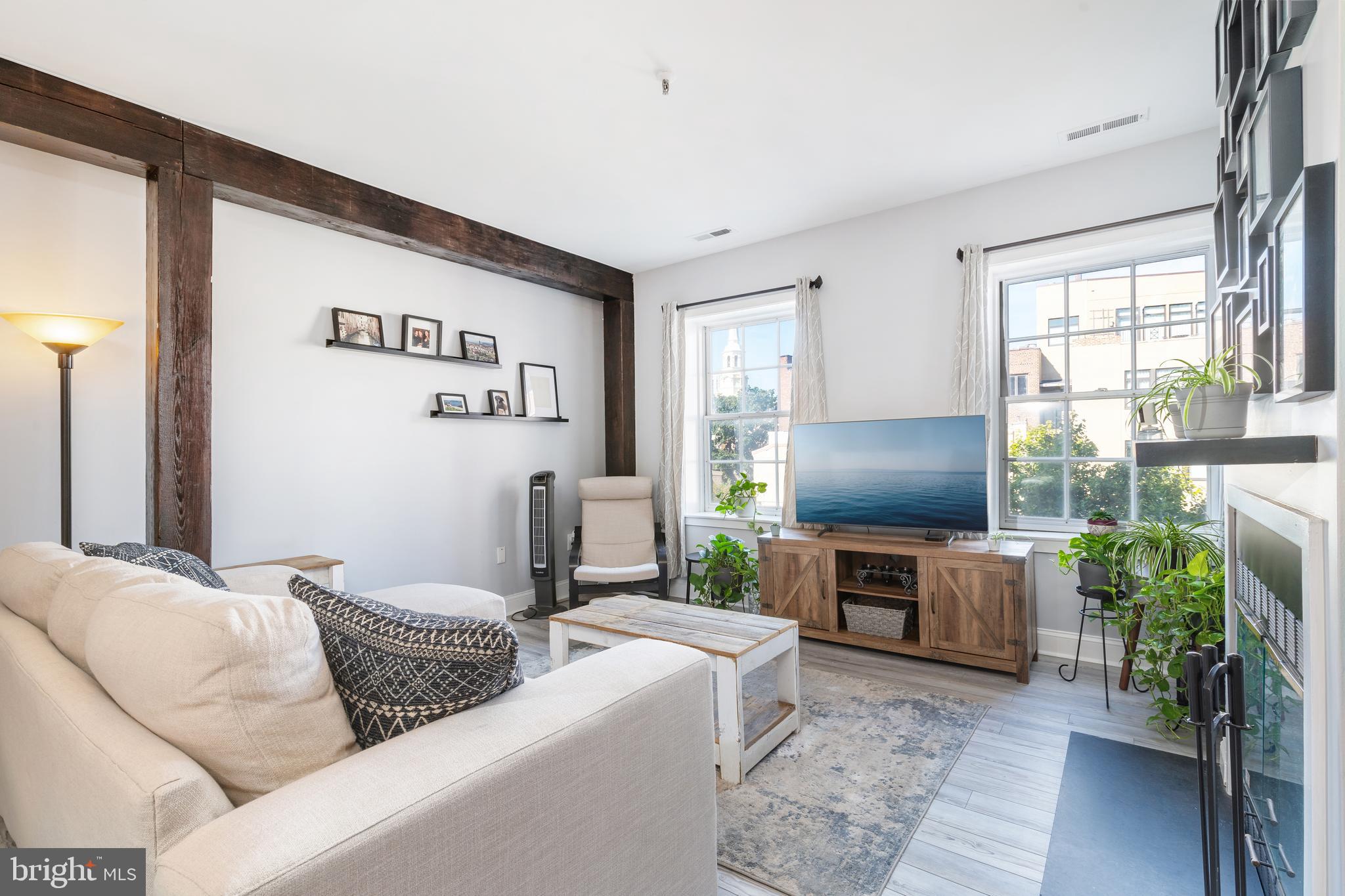 50 N FRONT STREET 402