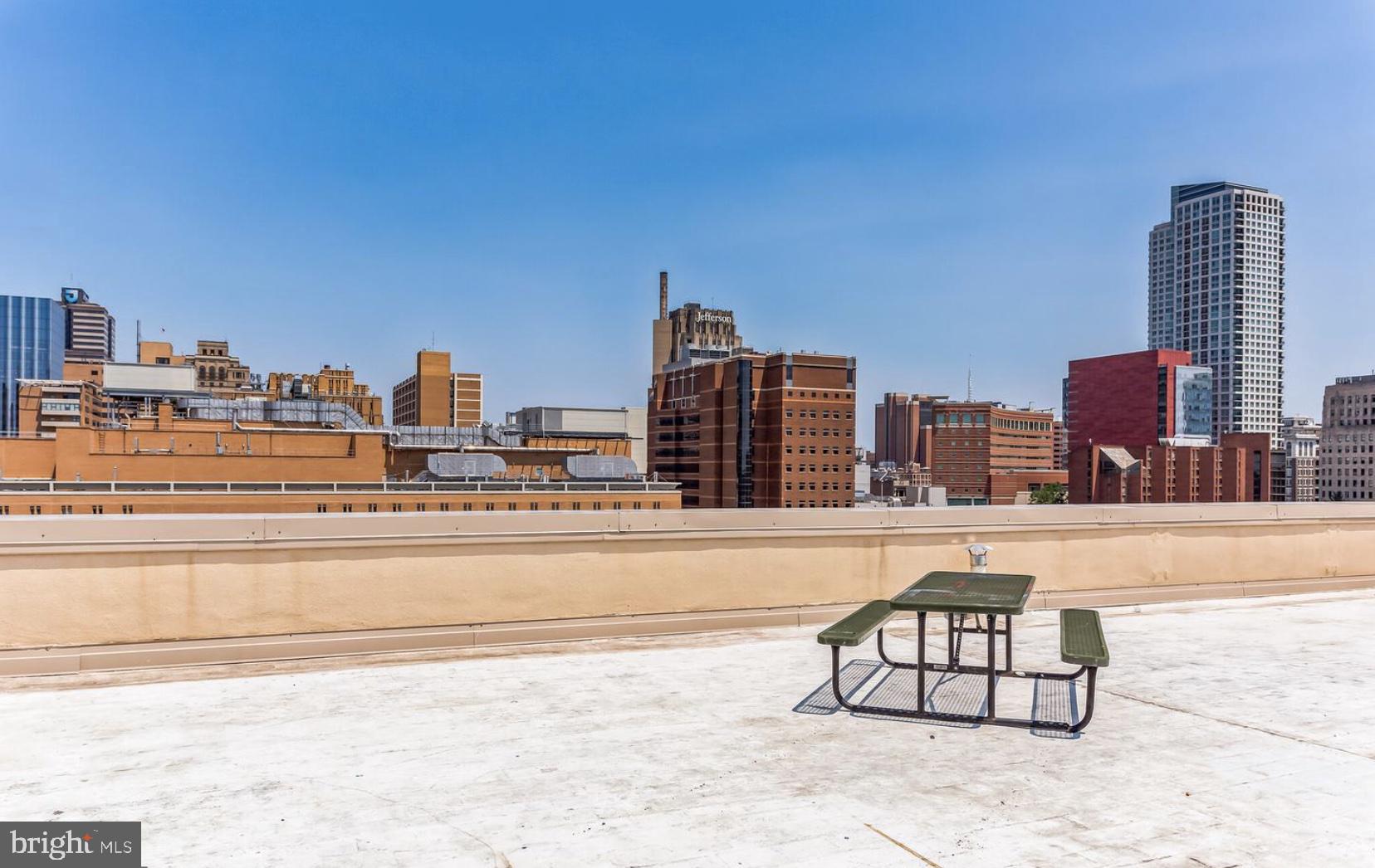 1008 SPRUCE STREET 20 72