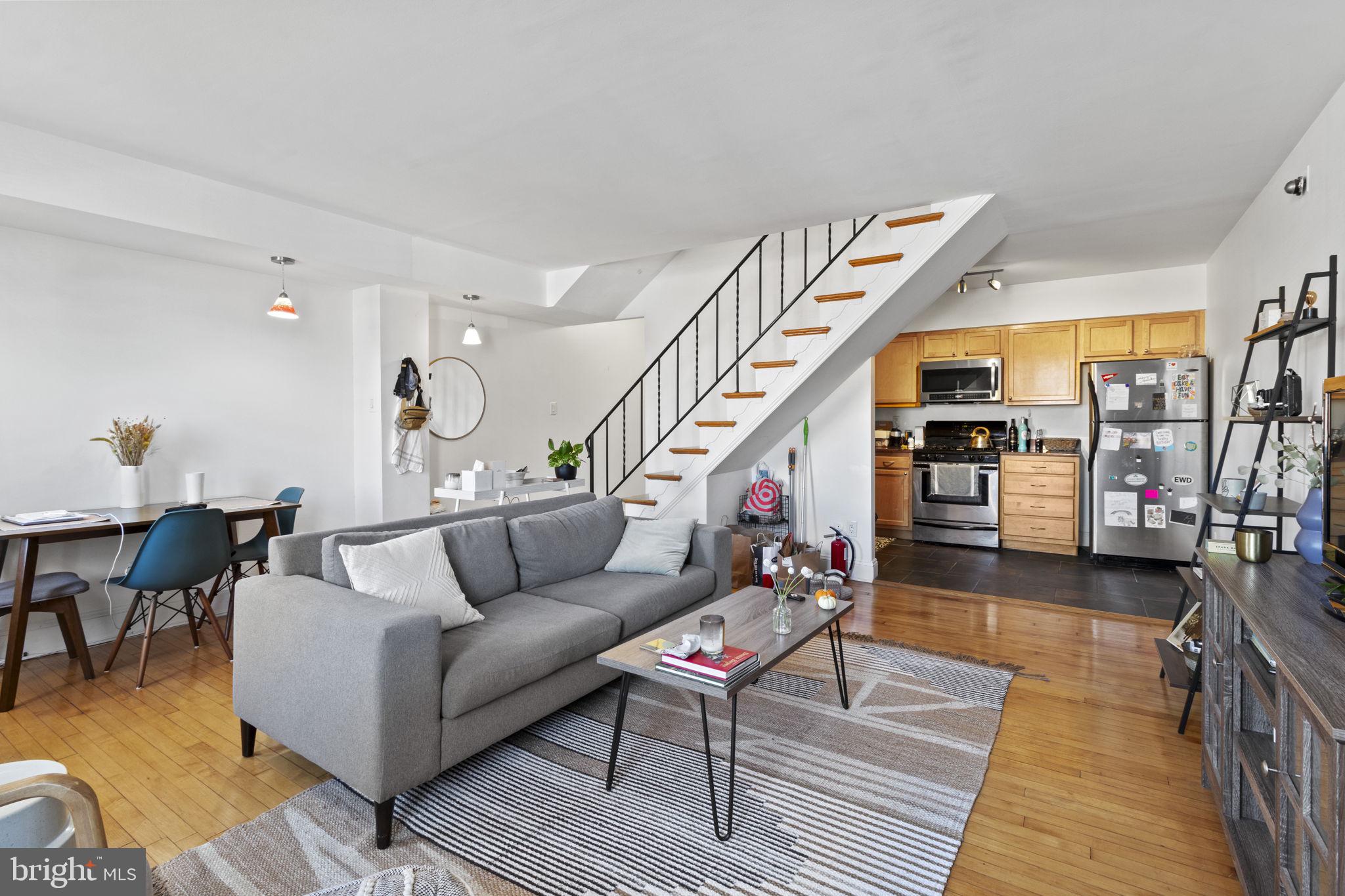 1008 SPRUCE STREET 20 72