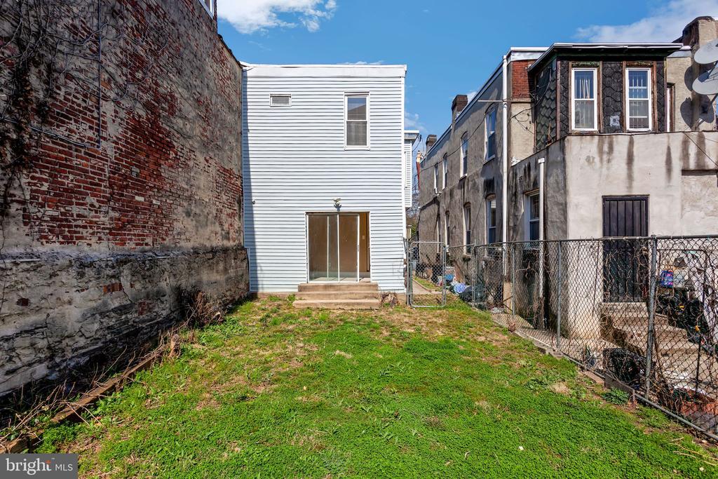 4418 MARKET STREET