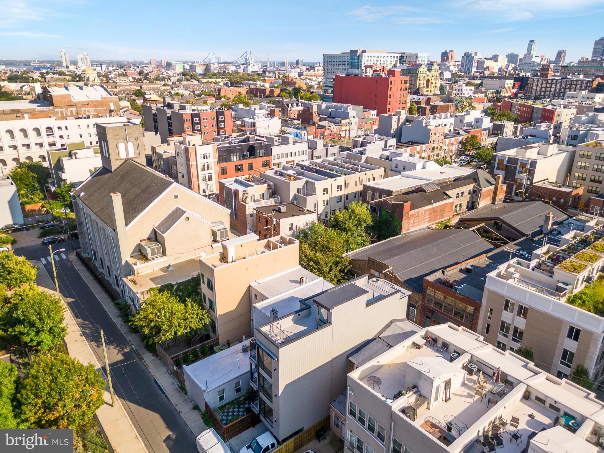 1527 OGDEN STREET A