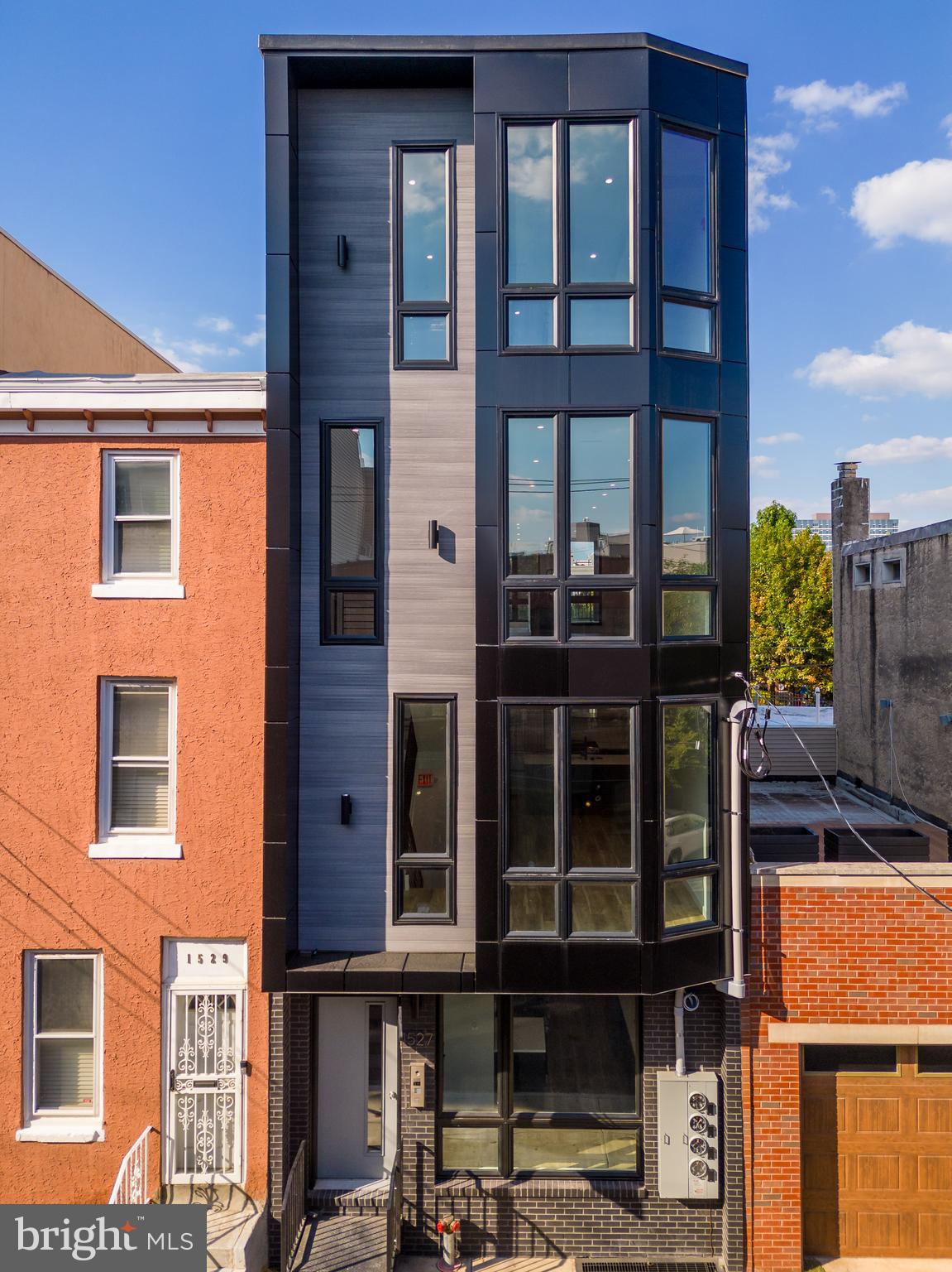 1527 OGDEN STREET C