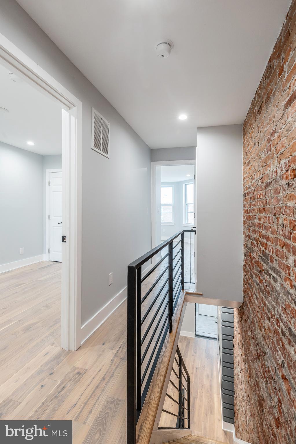 3021 TULIP STREET