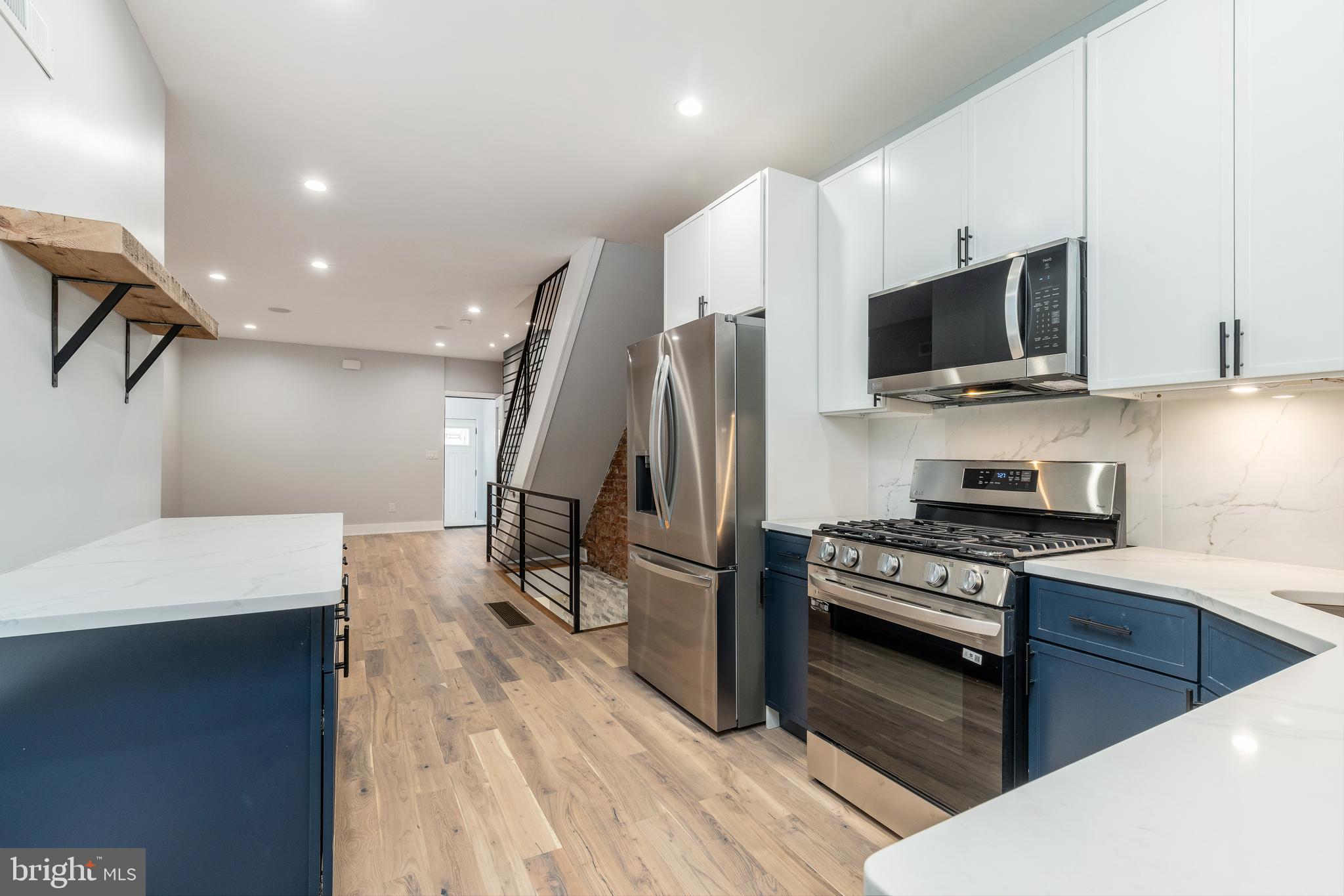 3021 TULIP STREET