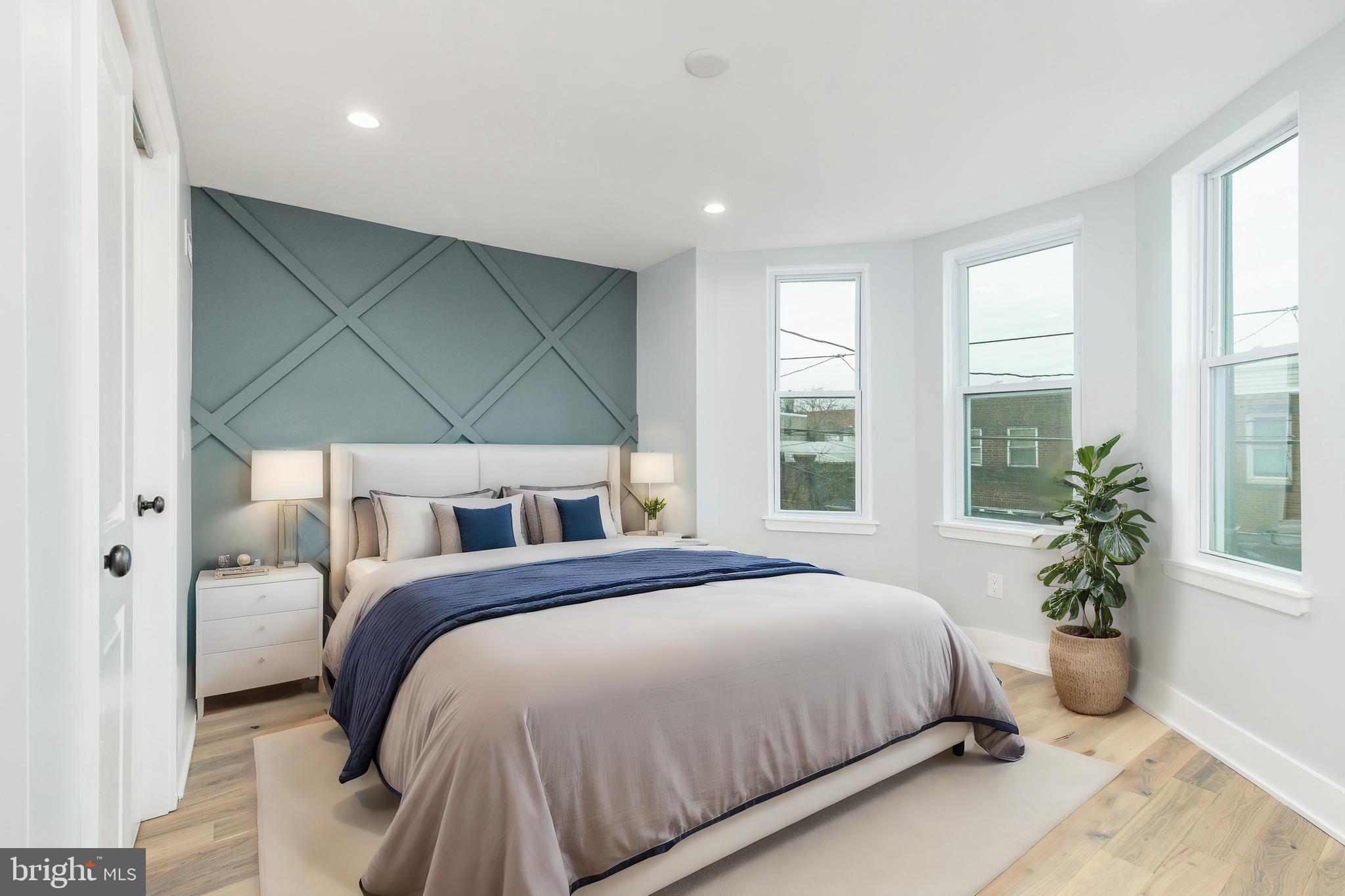 3021 TULIP STREET