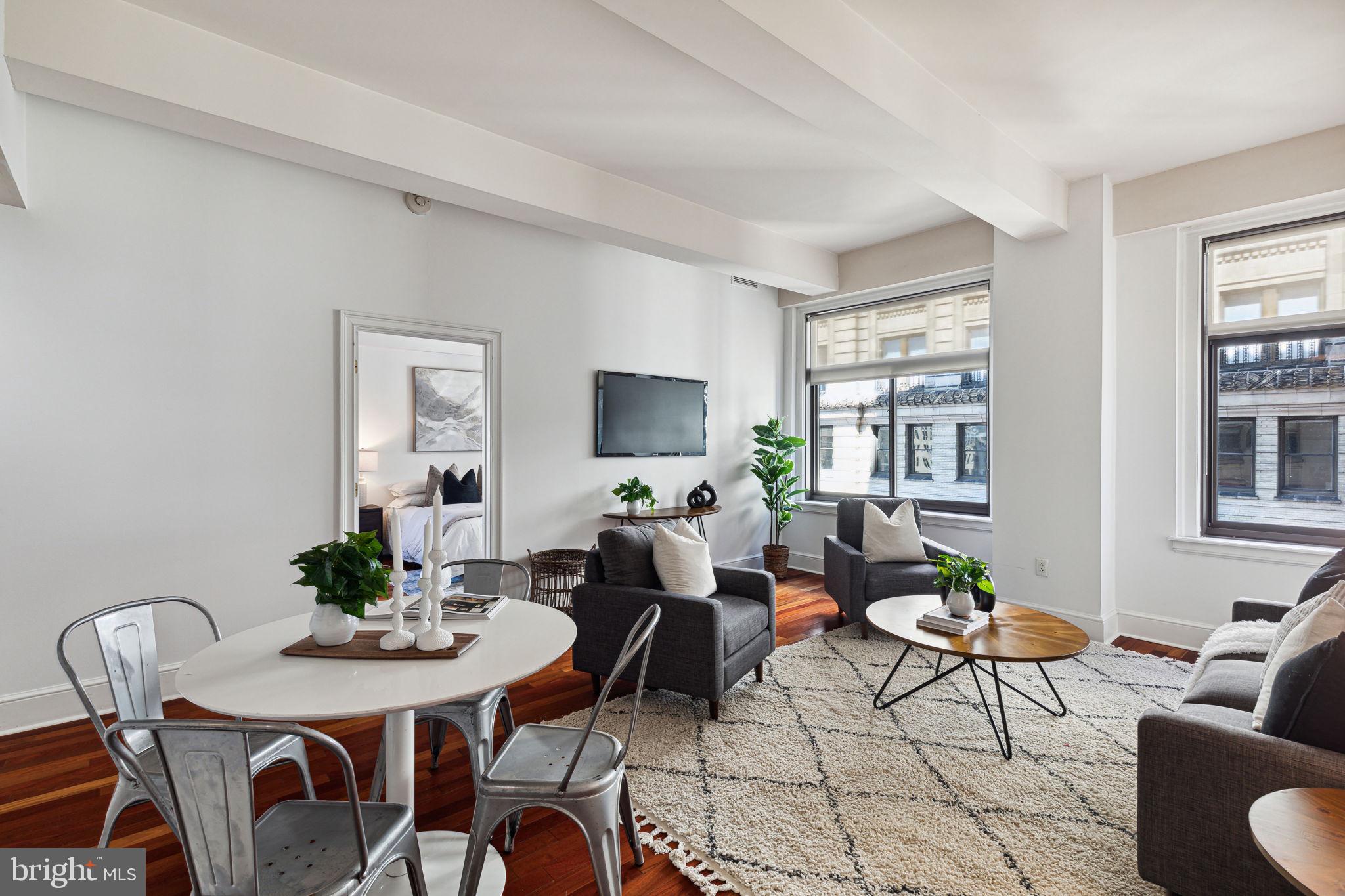 1500 CHESTNUT STREET 14H