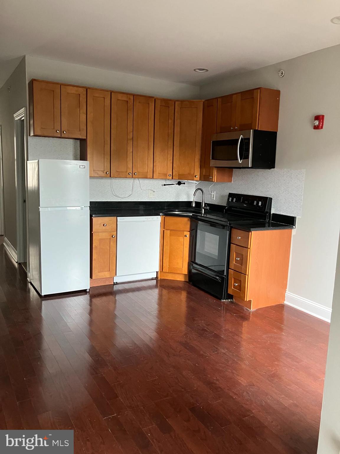 1613 FRANKFORD AVENUE 3