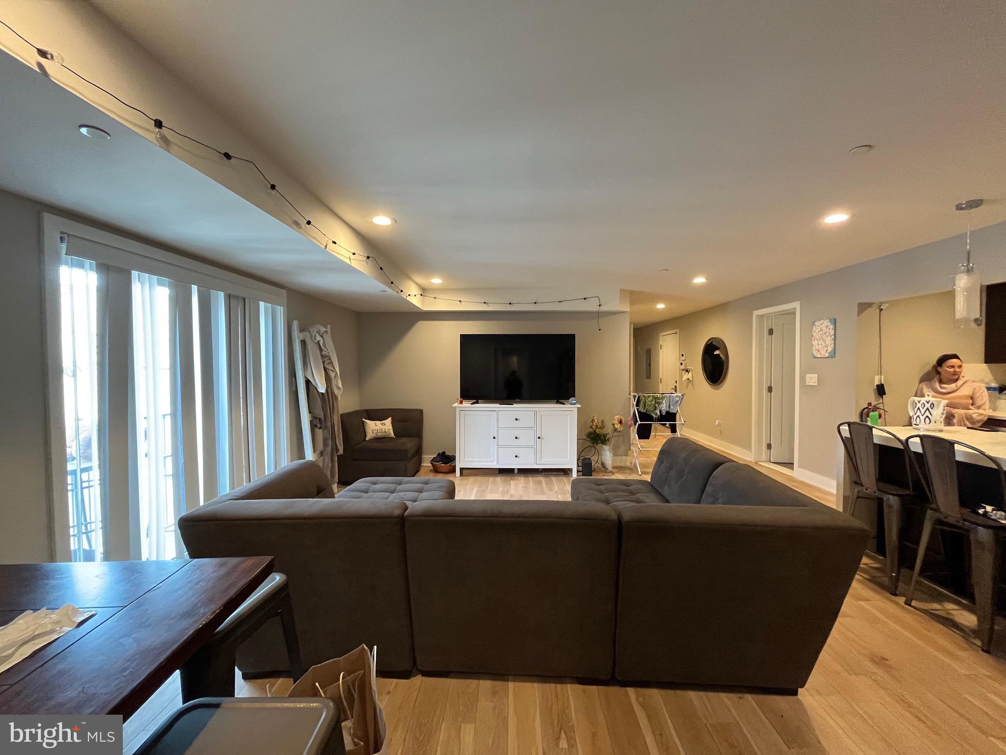 922 N 17TH STREET 26 E