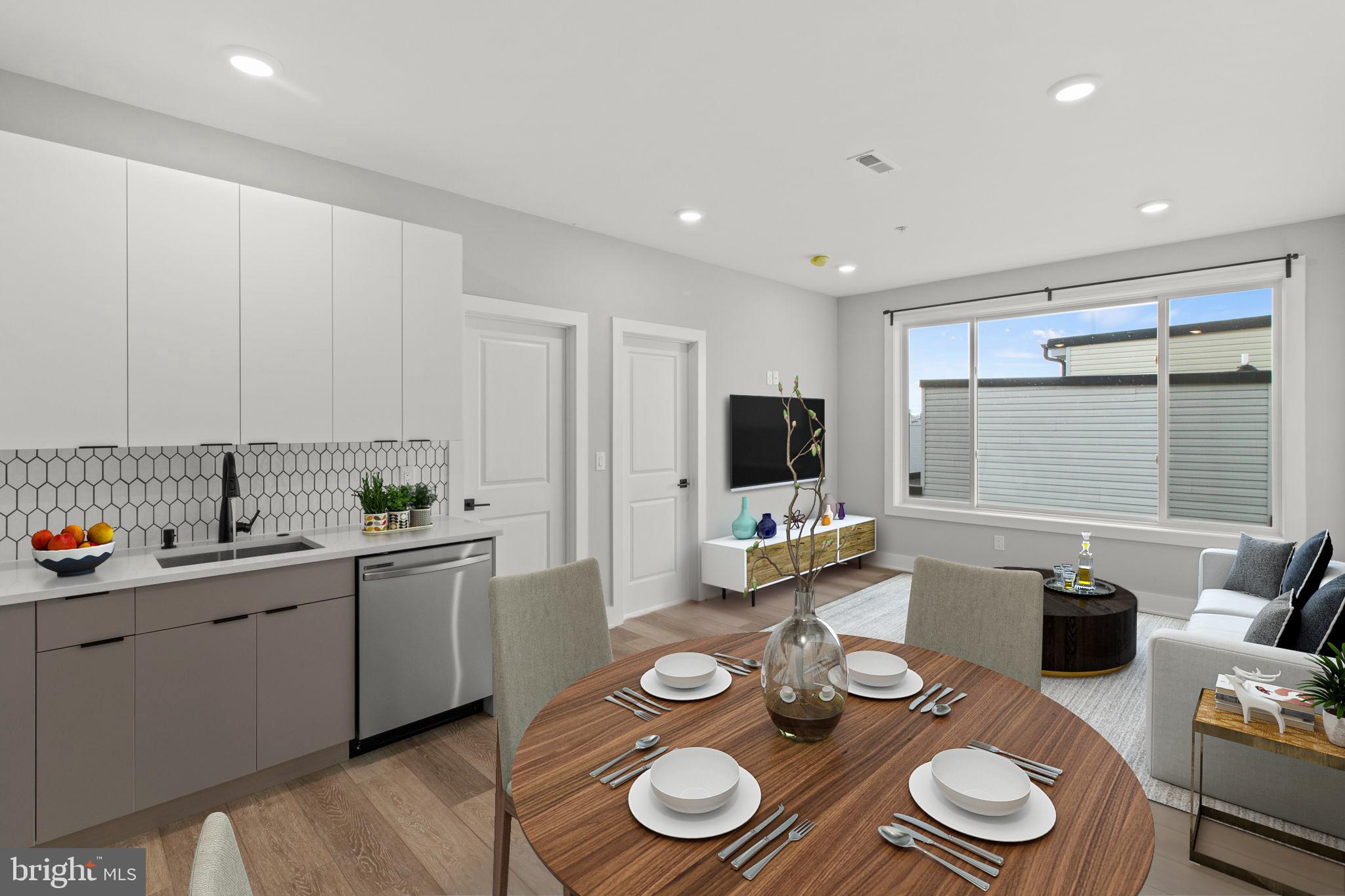 2626 TRENTON AVE 204