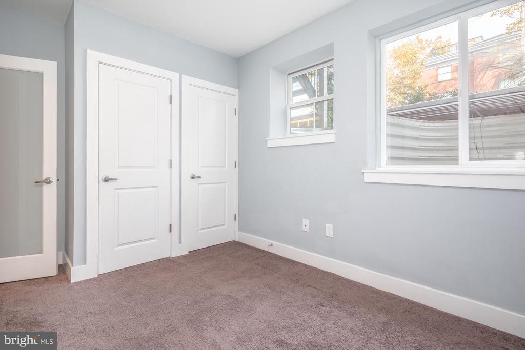 2012 W GIRARD AVENUE UNIT 2B