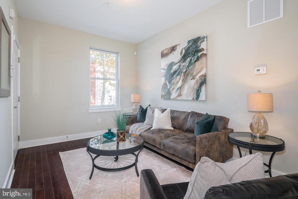 2012 W GIRARD AVENUE UNIT 2B