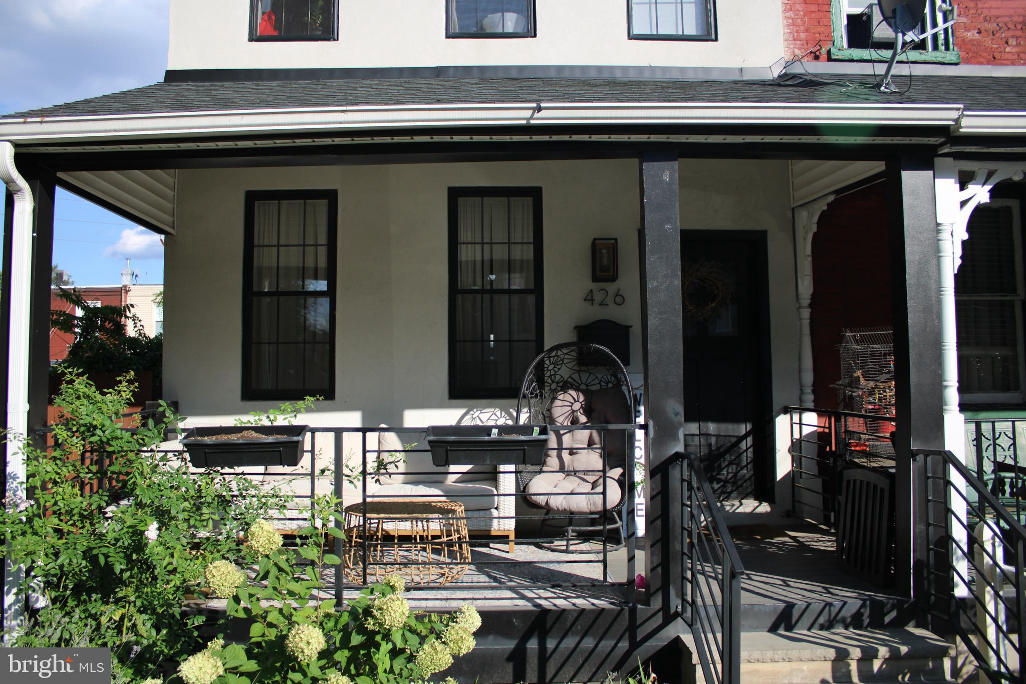 426 W WINONA STREET