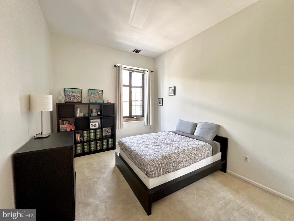 1601 SPRING GARDEN STREET M108