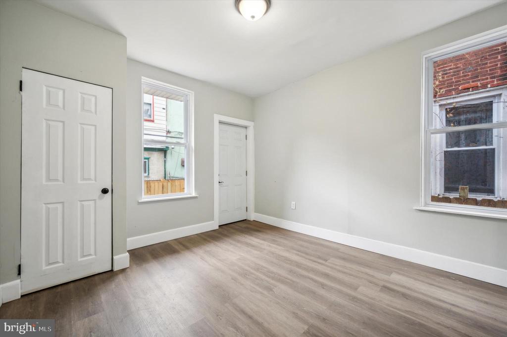 5729 PINE STREET UNIT 1