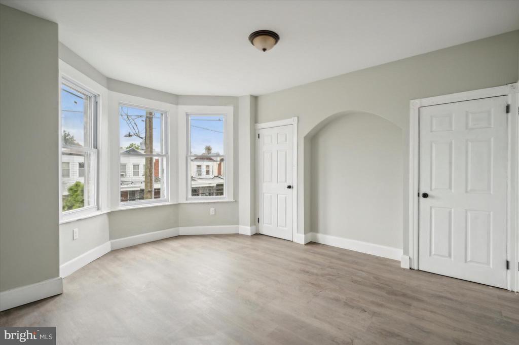 5729 PINE STREET UNIT 2