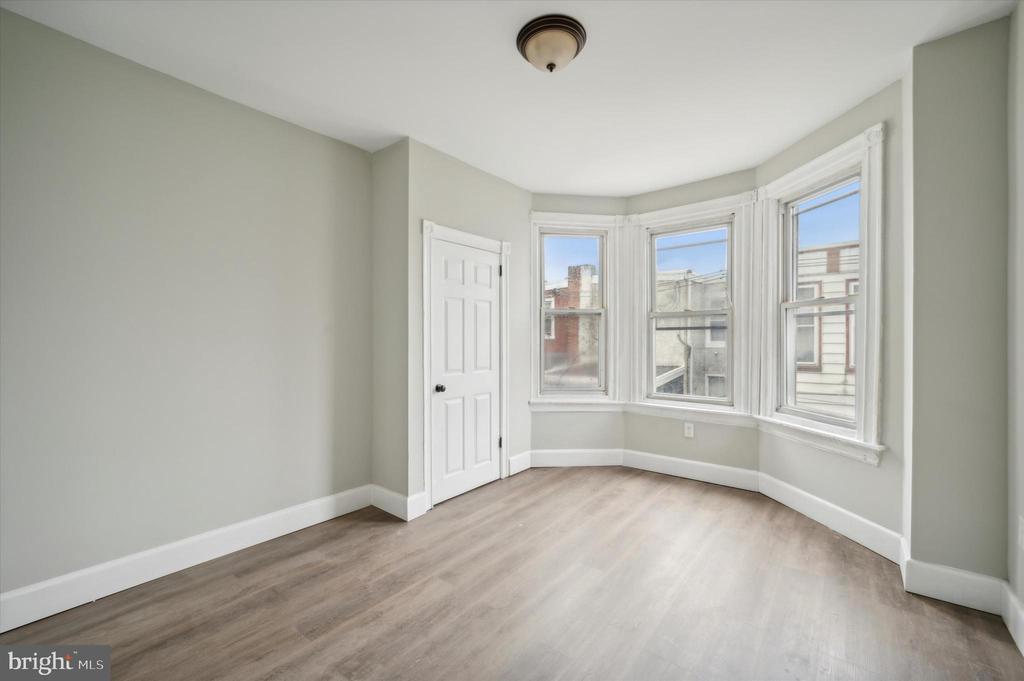 5729 PINE STREET UNIT 2