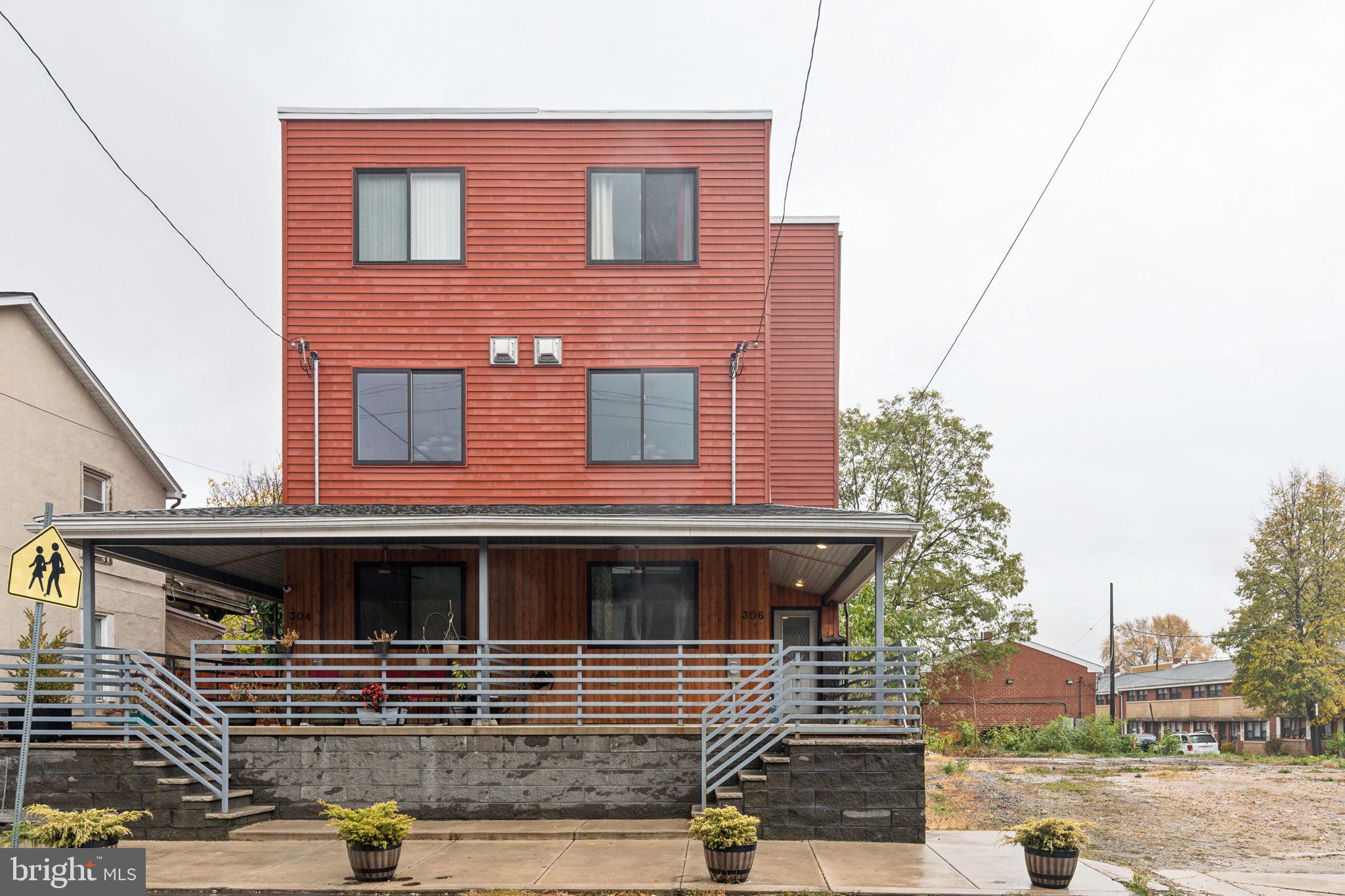 306 W COULTER STREET