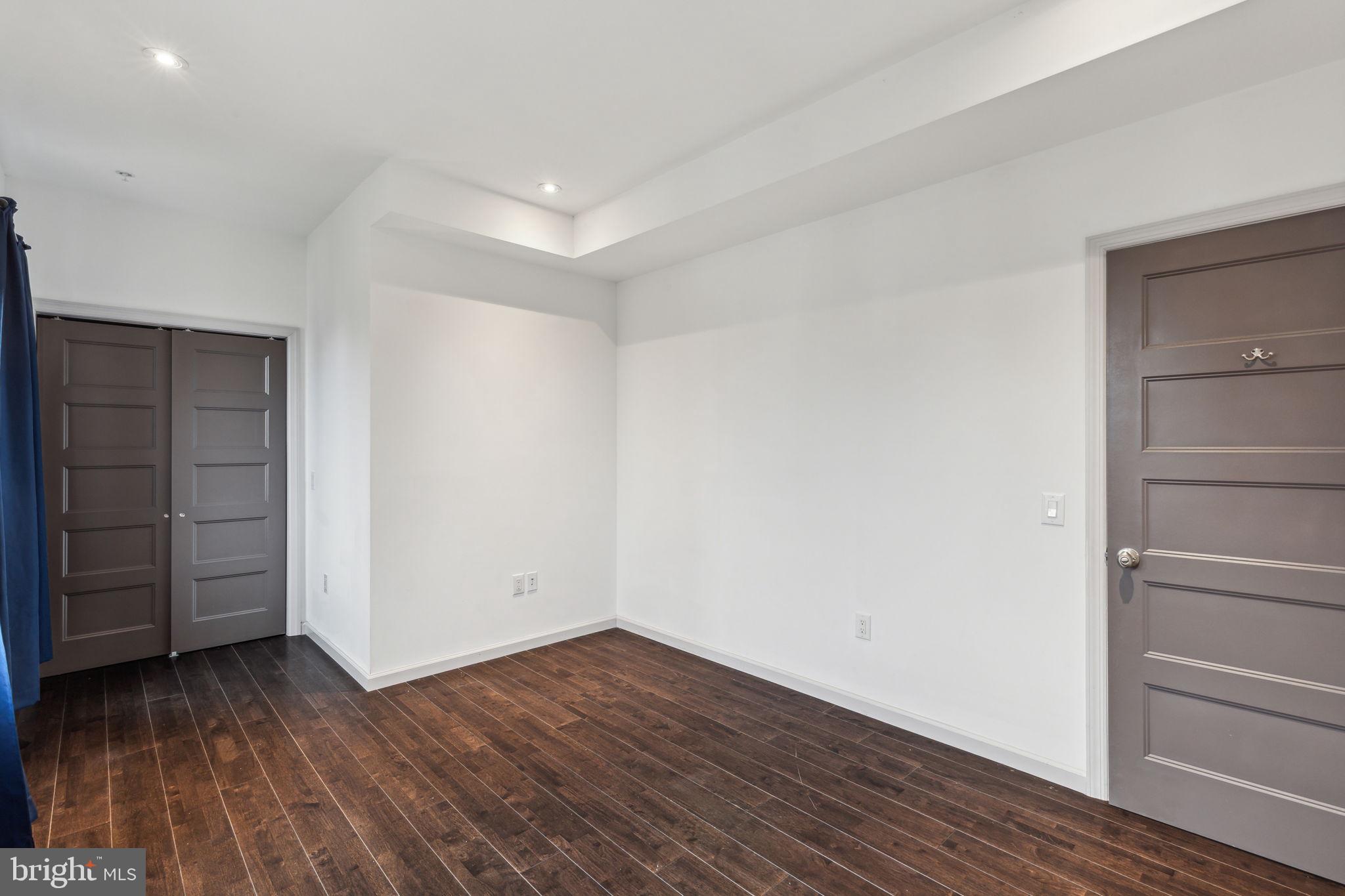 306 W COULTER STREET