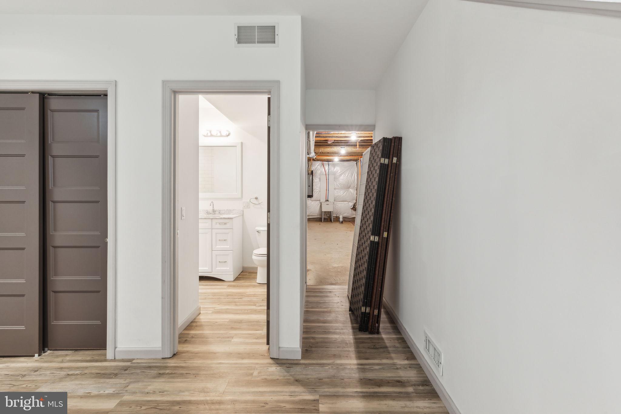 306 W COULTER STREET