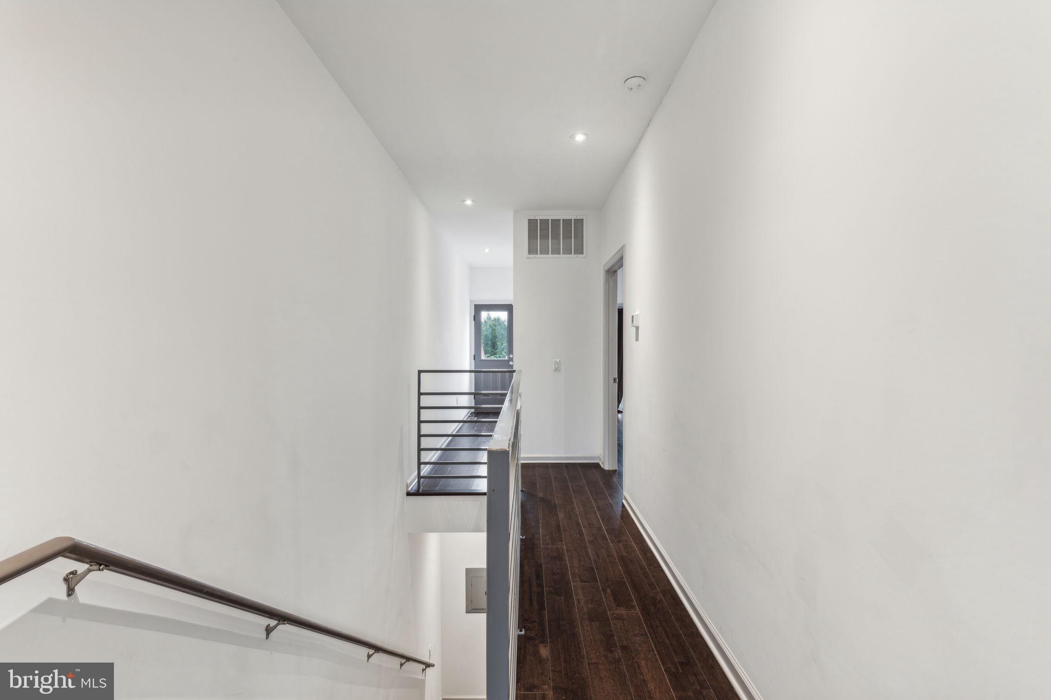 306 W COULTER STREET