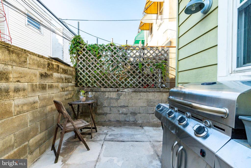 1724 S 16TH STREET 1