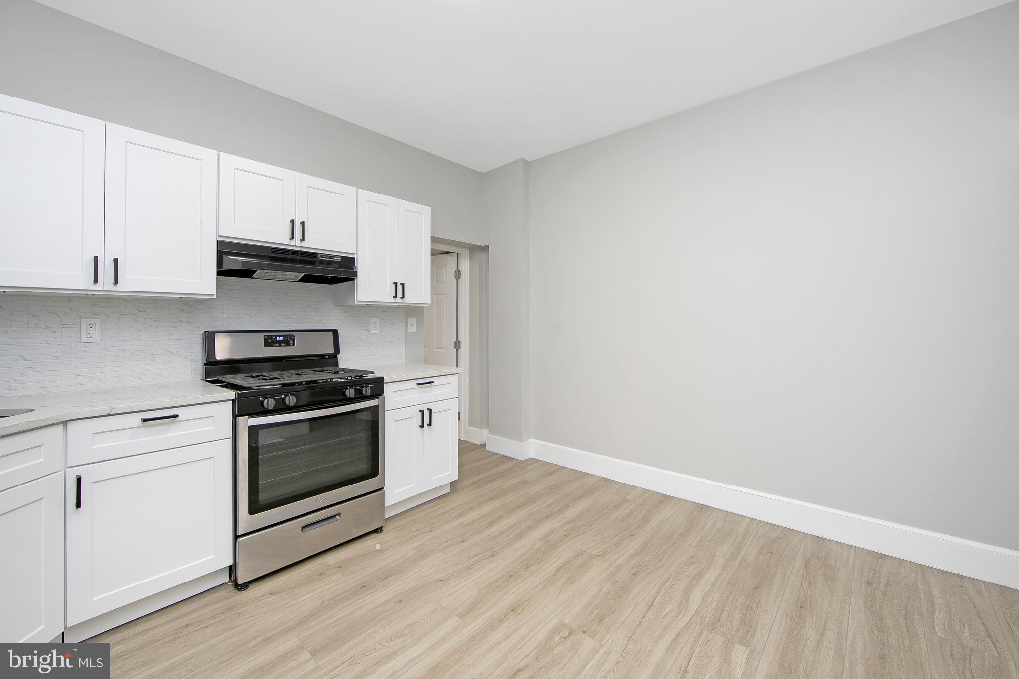 810 LIVINGSTON STREET