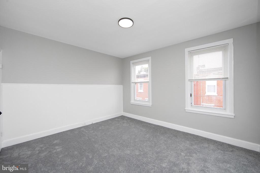 810 LIVINGSTON STREET