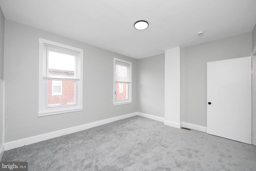 810 LIVINGSTON STREET