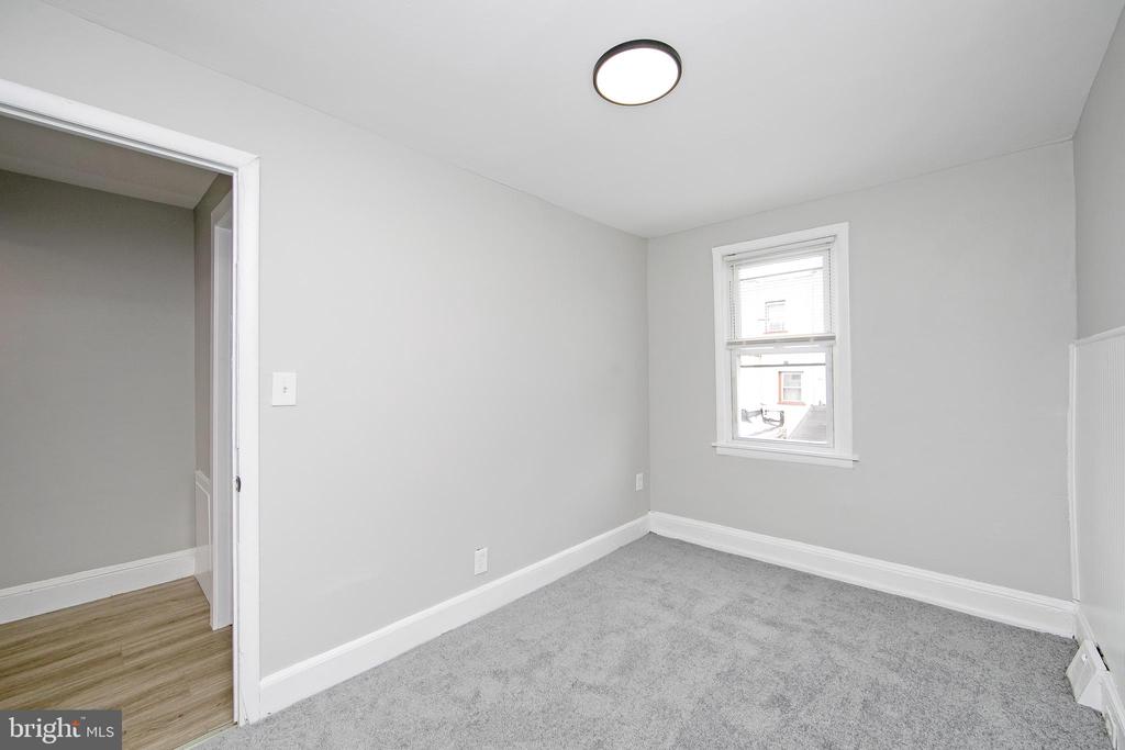 810 LIVINGSTON STREET