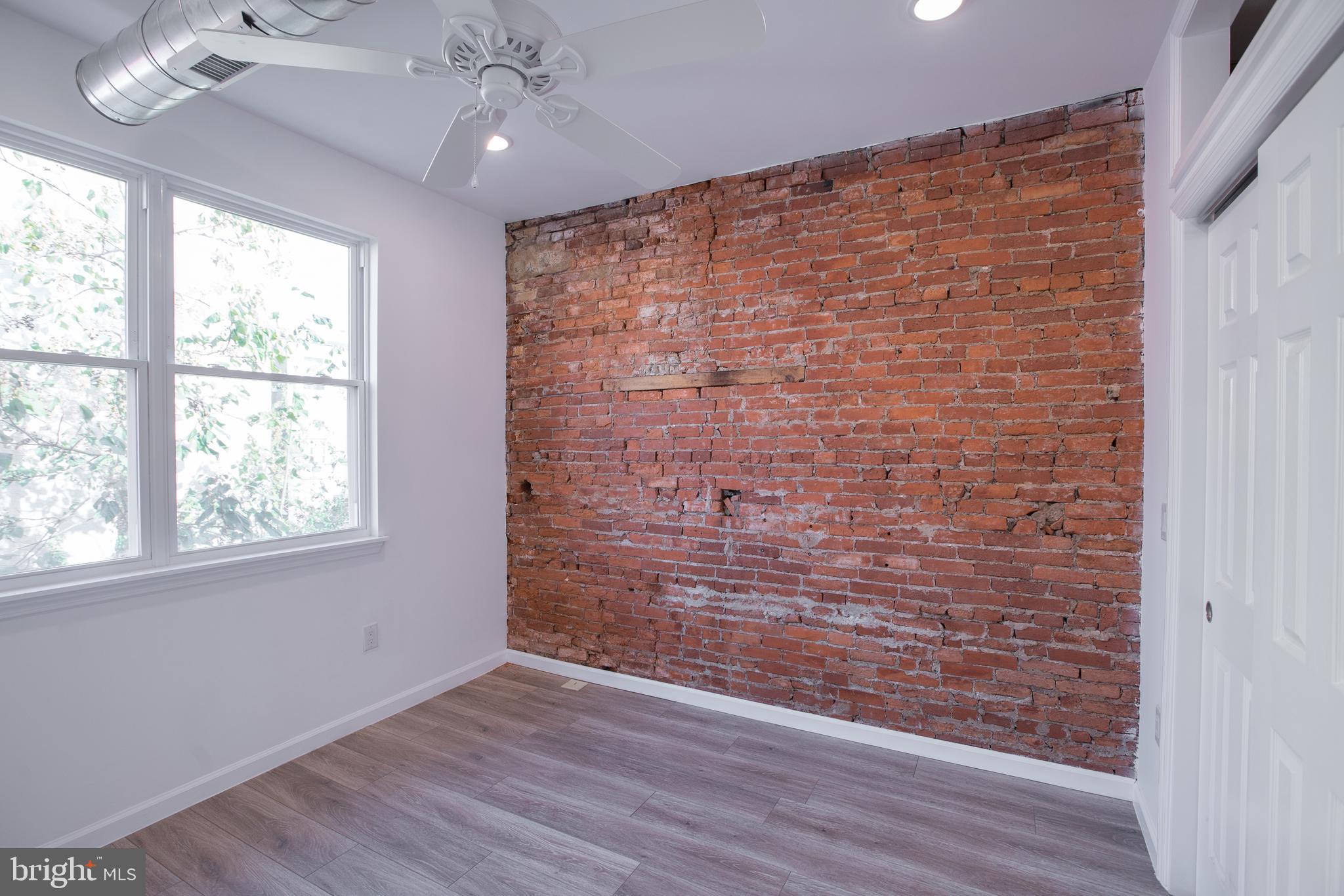 1611 SWAIN STREET 2