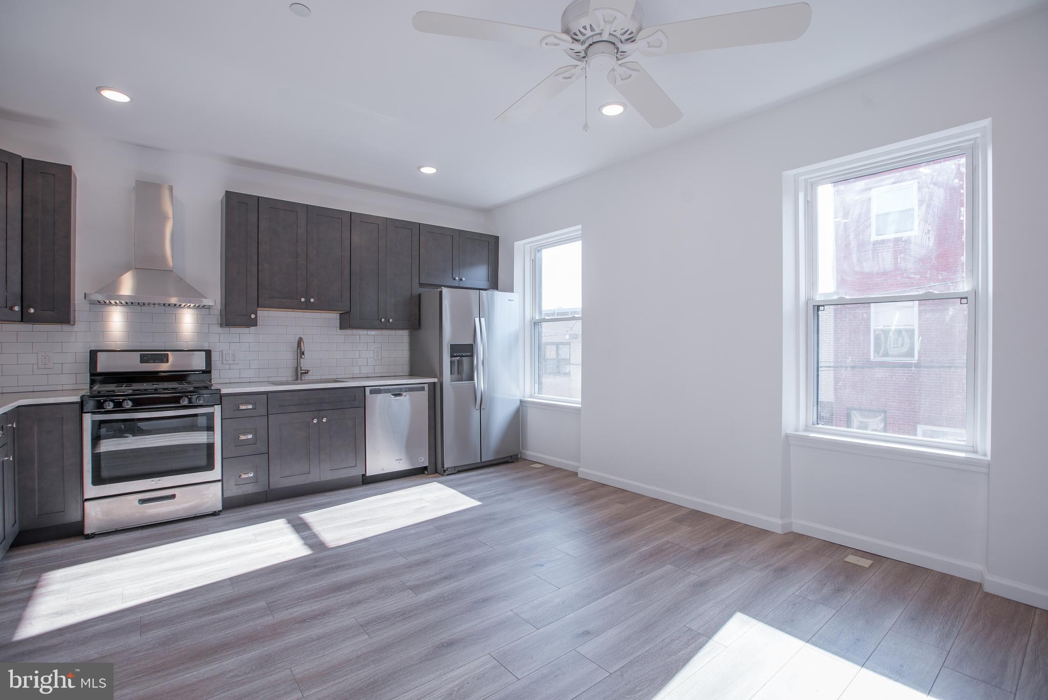 1611 SWAIN STREET 2