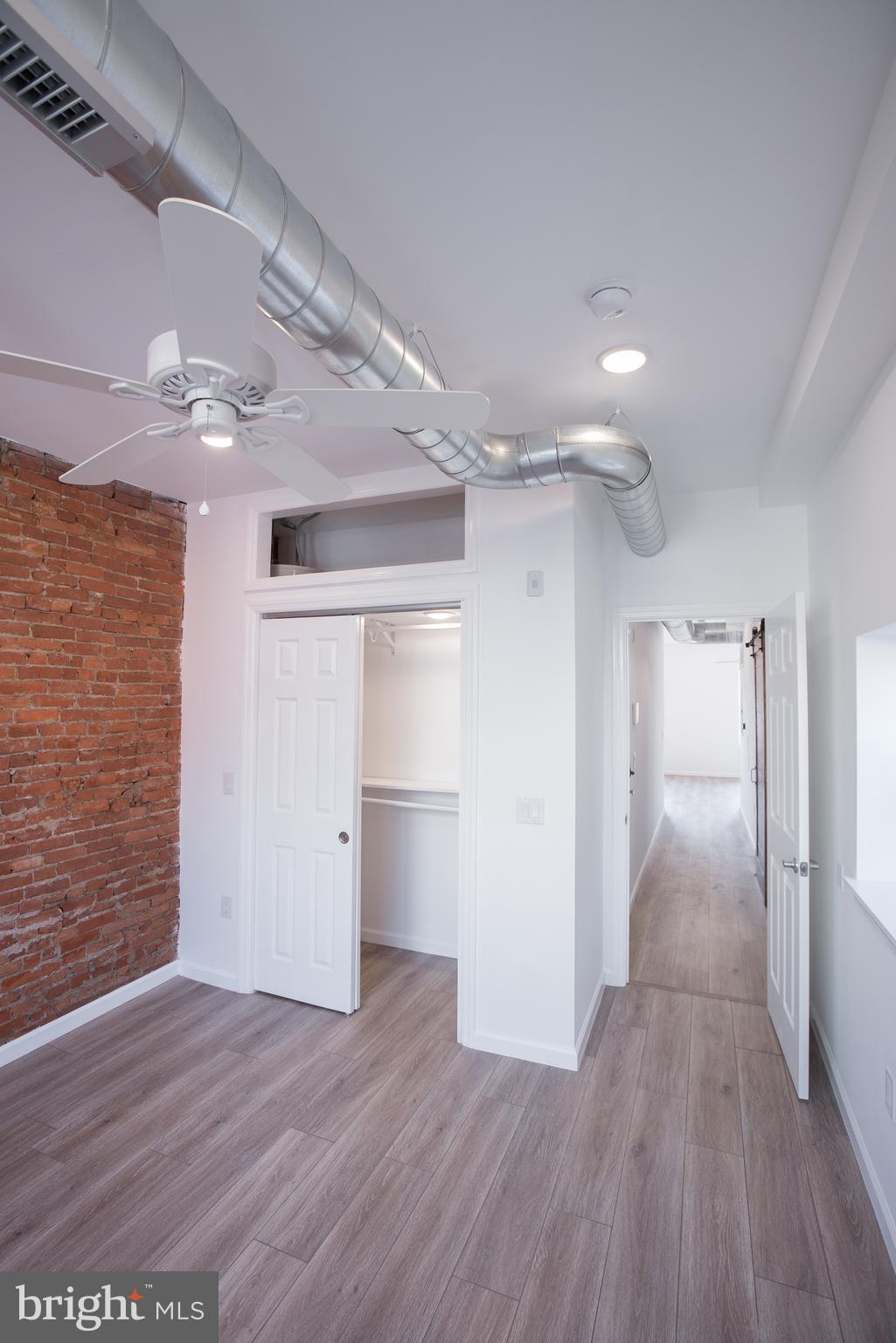 1611 SWAIN STREET 2