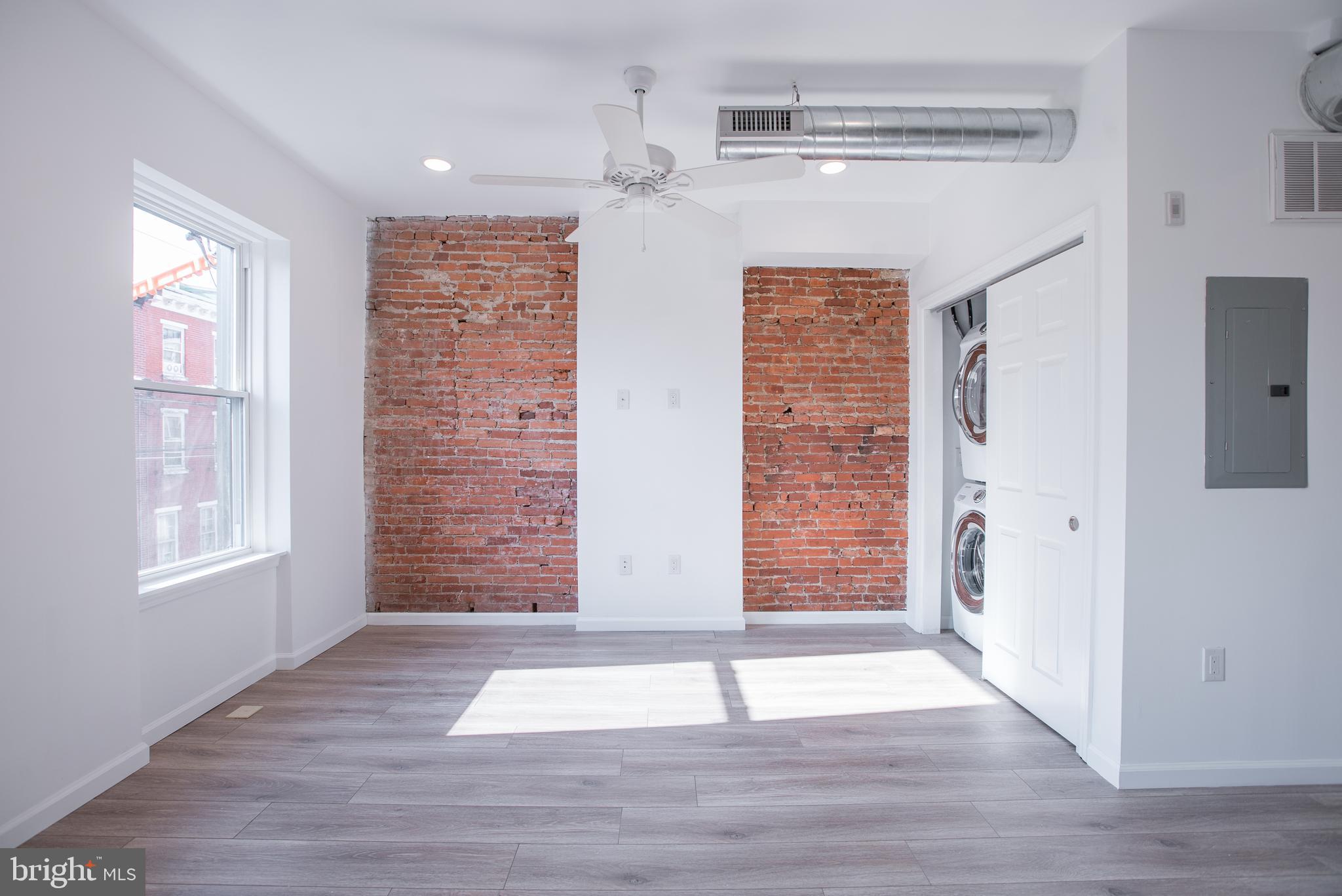 1611 SWAIN STREET 2