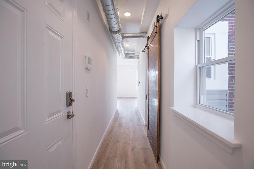 1611 SWAIN STREET 2