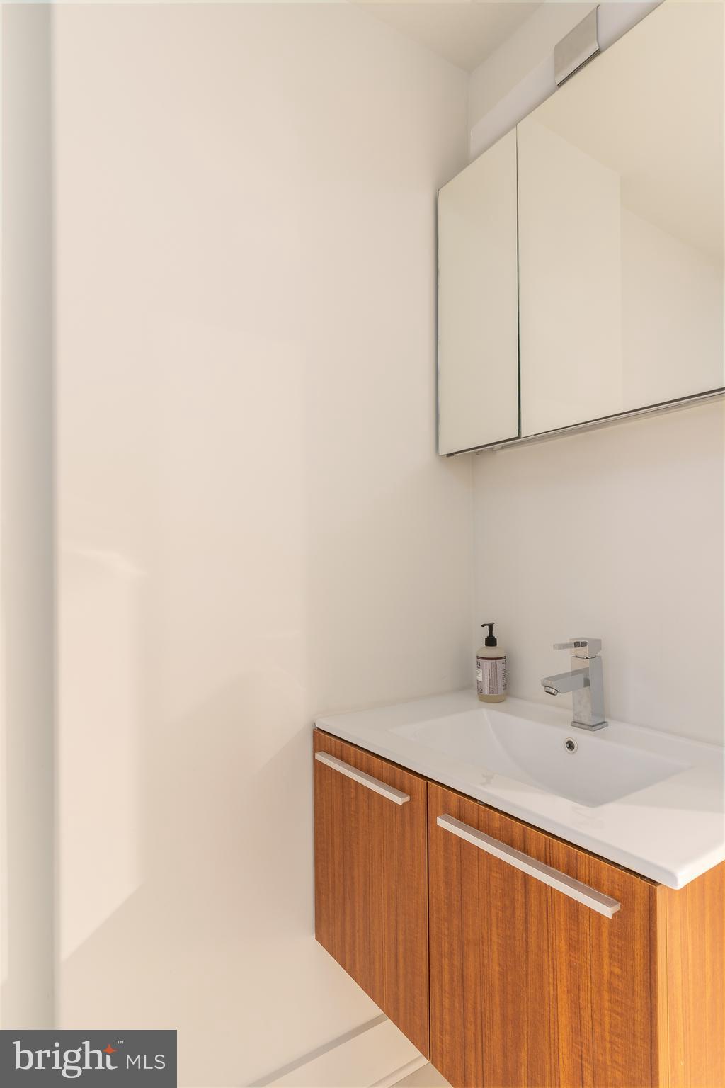 1224 N 26TH B1