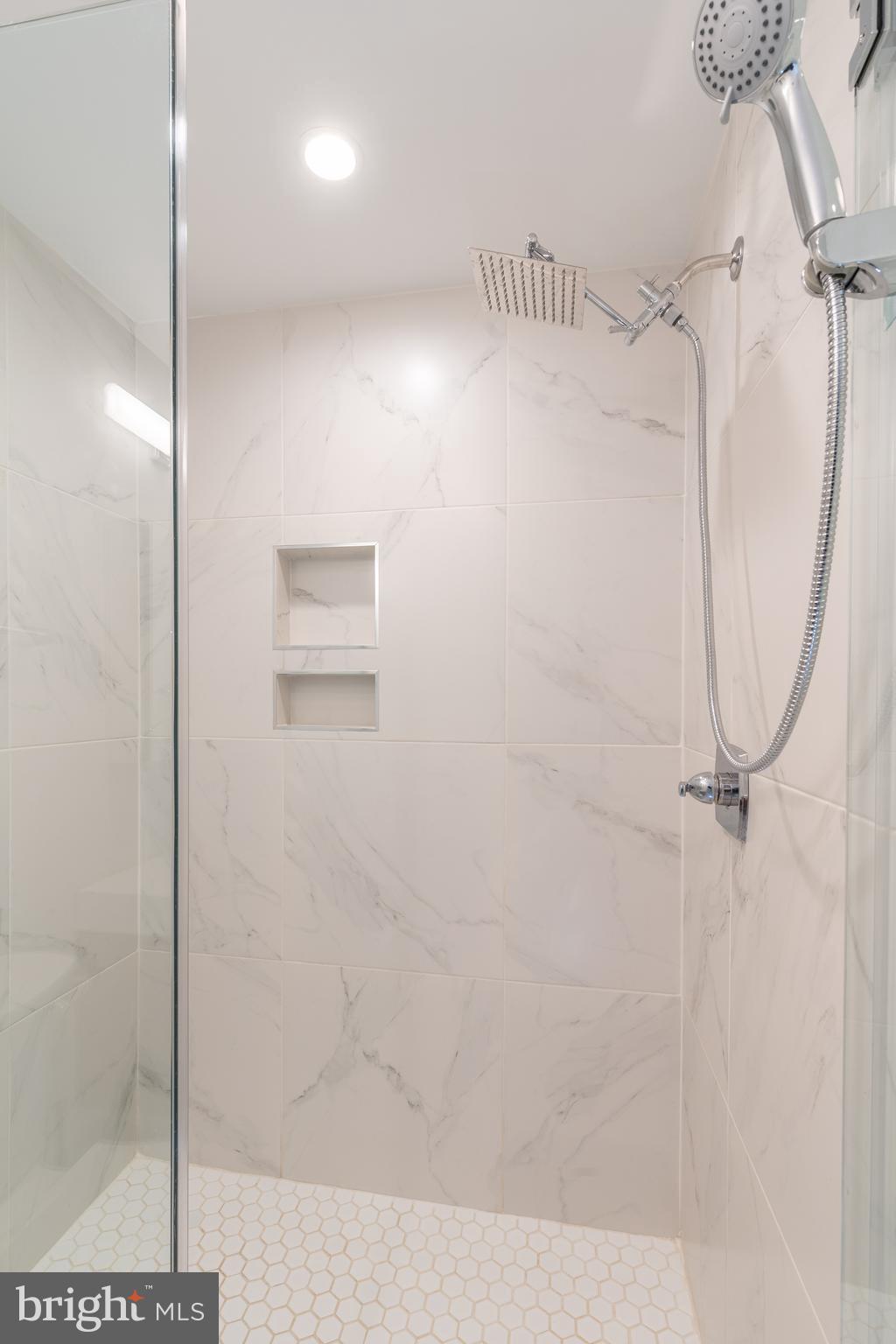1224 N 26TH B1