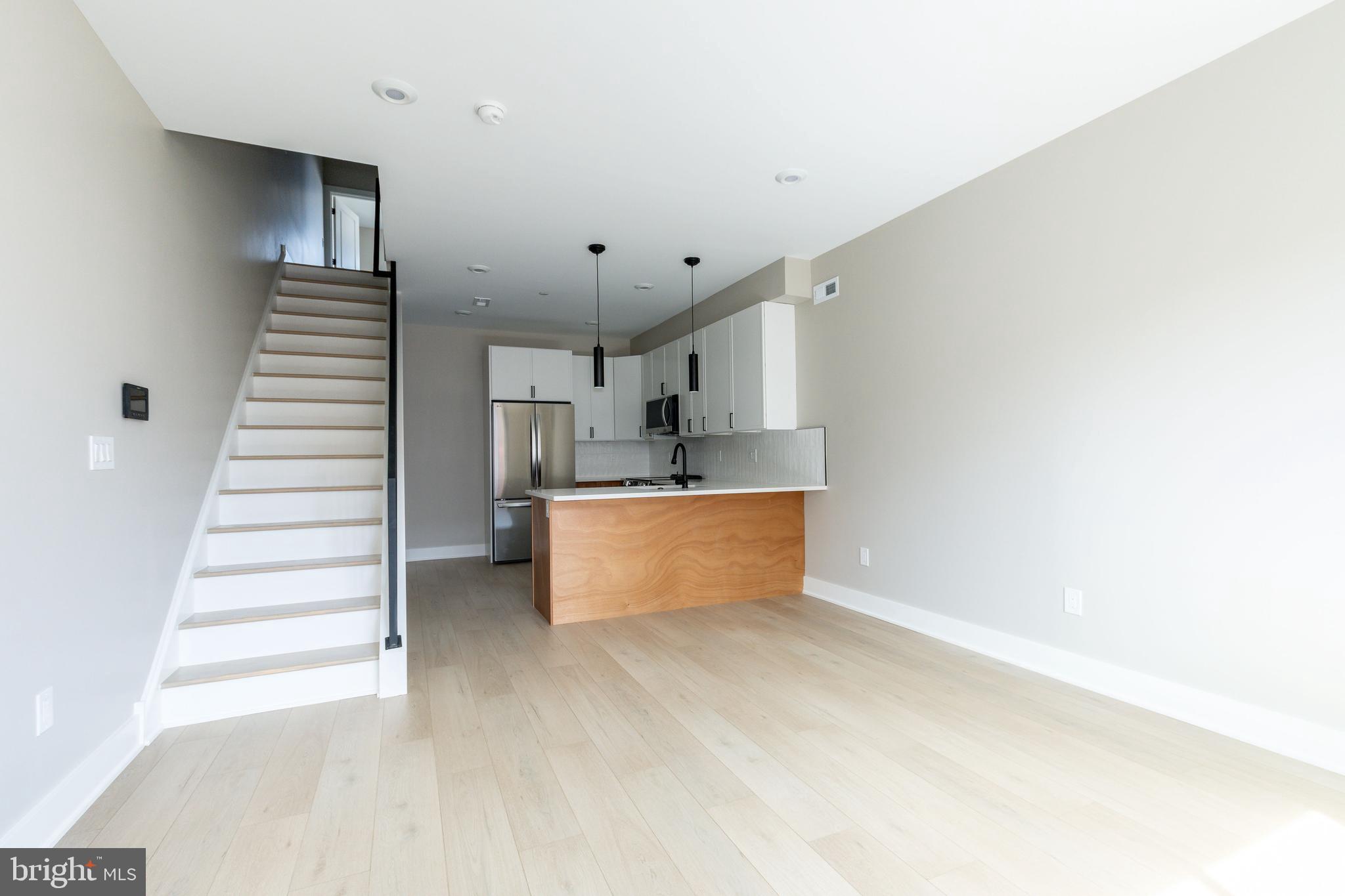 2044 N 3RD STREET