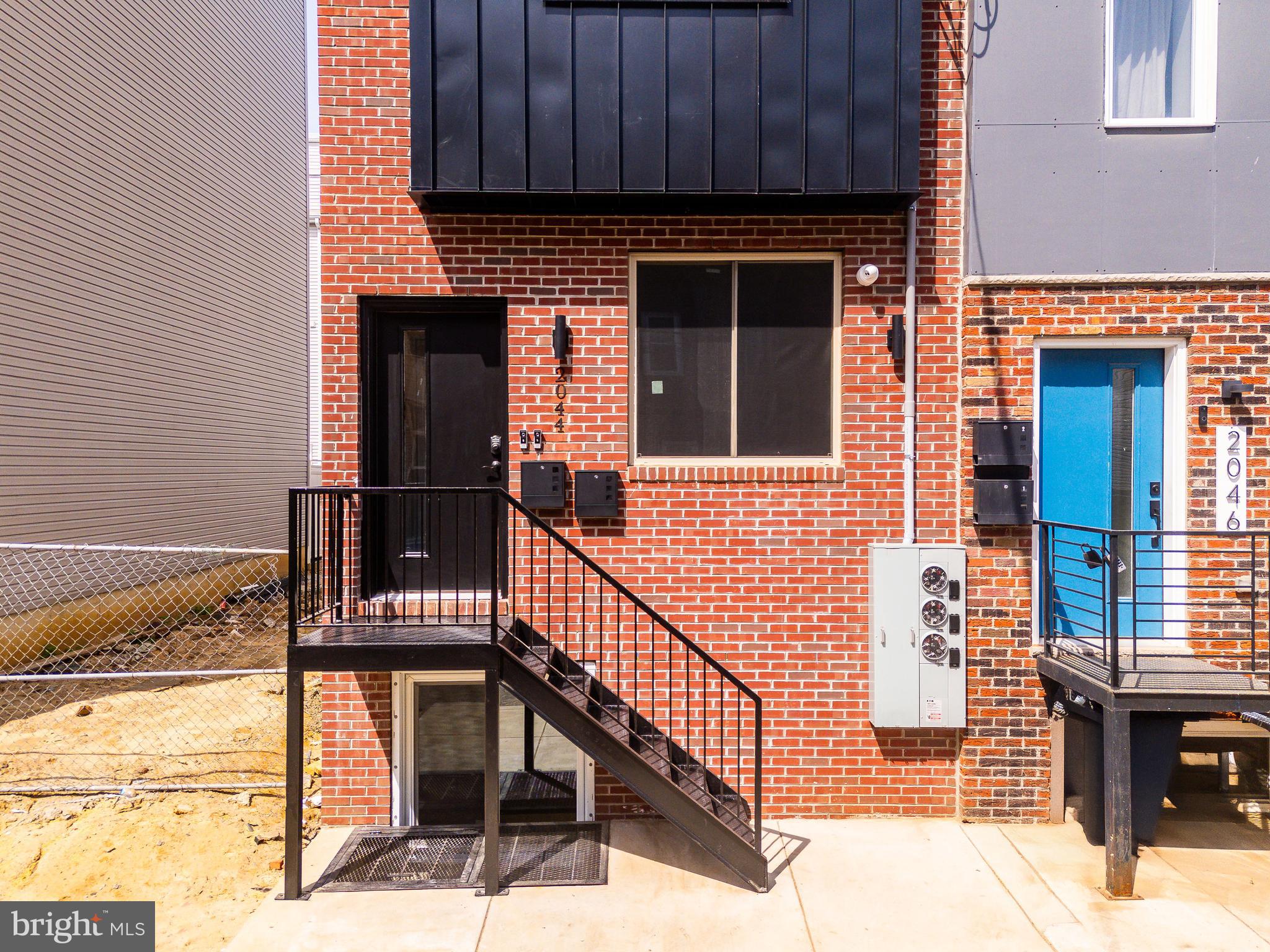 2044 N 3RD STREET