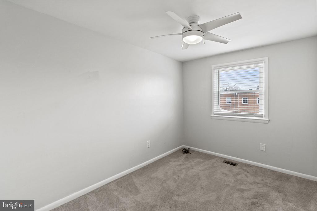 825 N 6TH STREET
