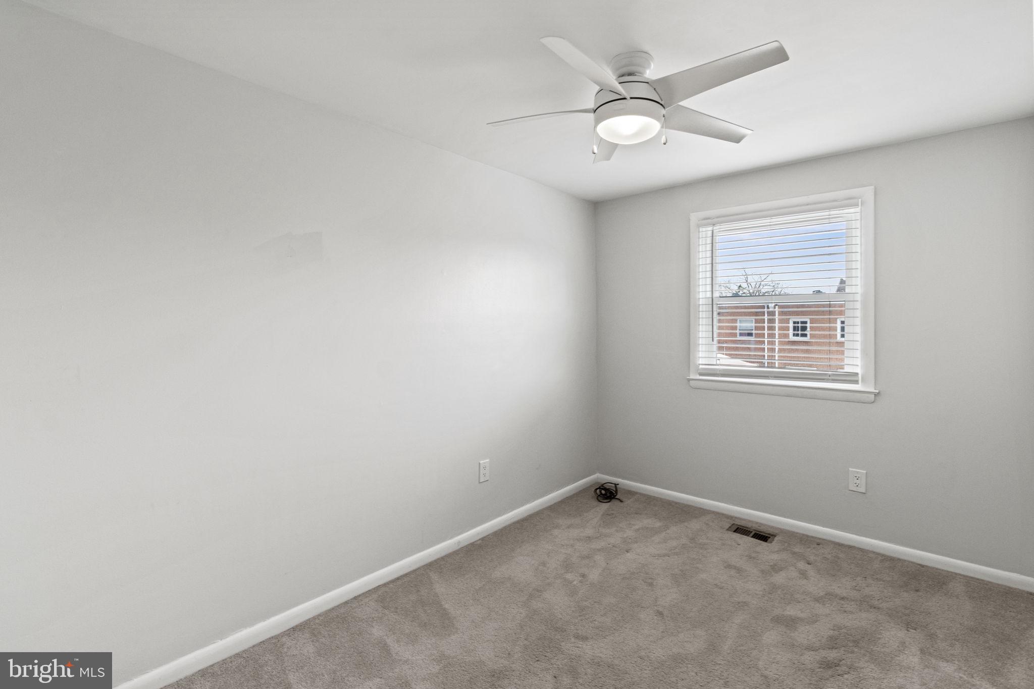 825 N 6TH STREET