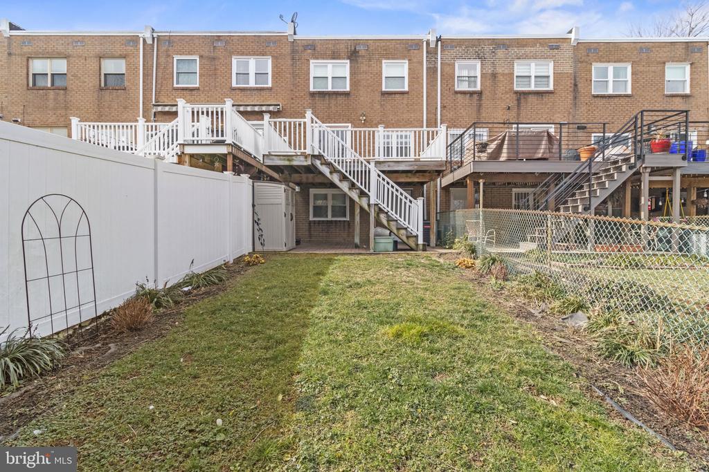 825 N 6TH STREET