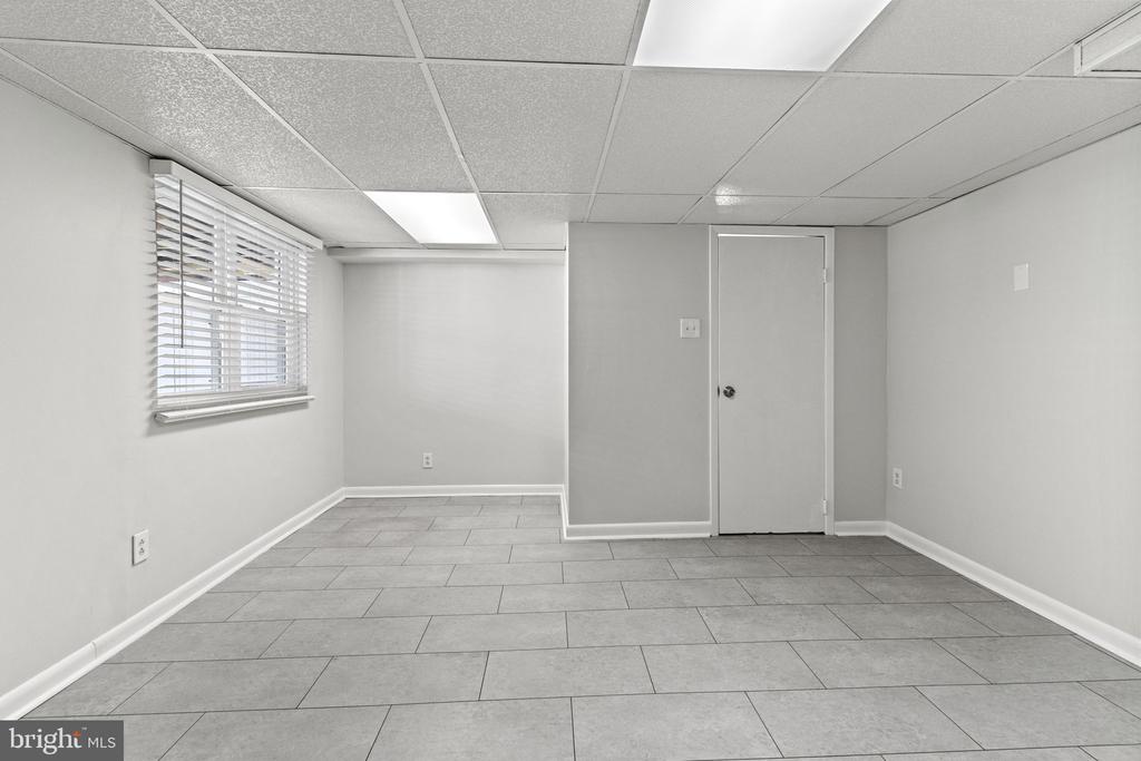 825 N 6TH STREET
