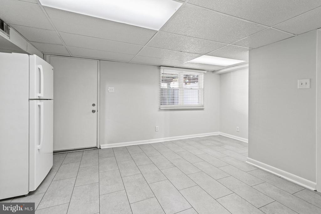 825 N 6TH STREET