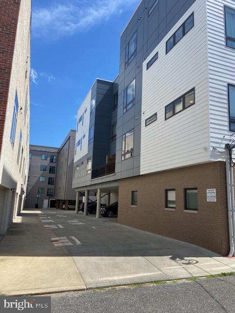907 LELAND 3B