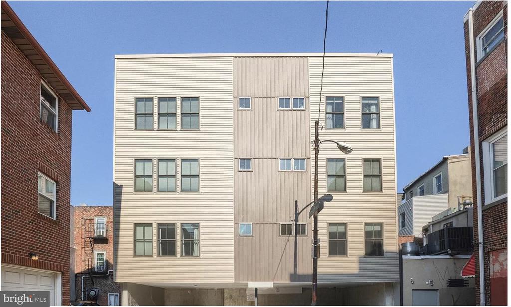 528 S 5TH STREET 2R